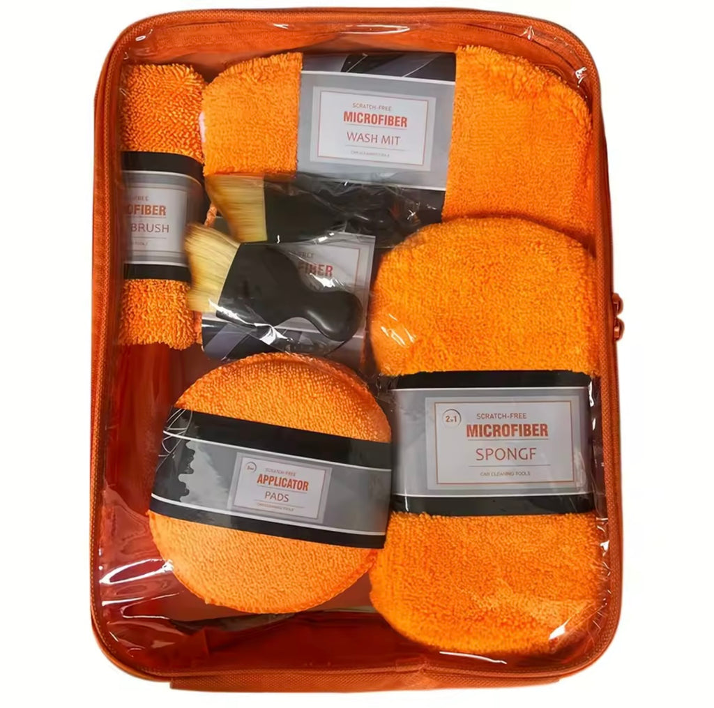 Kit de nettoyage de voiture (microfibre, brosse, etc…)